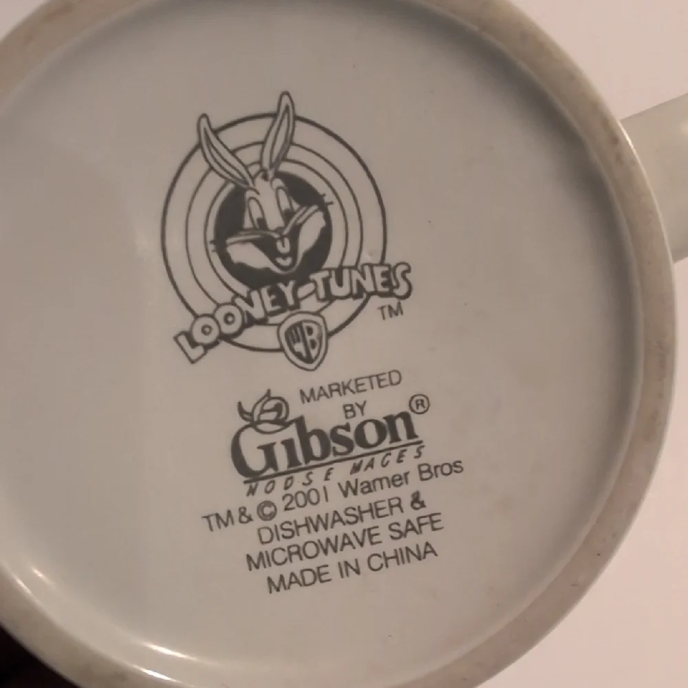Warner Bros. Bugs Bunny Vintage Coffee Mug